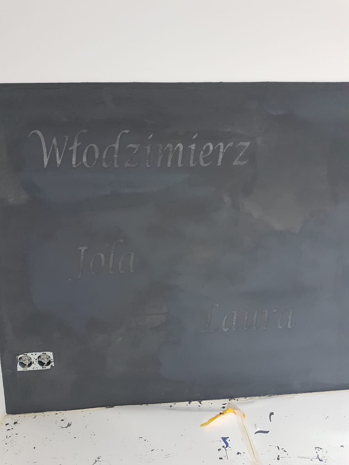 Beton Ciré met kindernamen 3 svg%3E