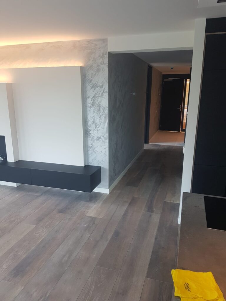 Marcopolo Luxury / Stucen / Sauzen 6 svg%3E