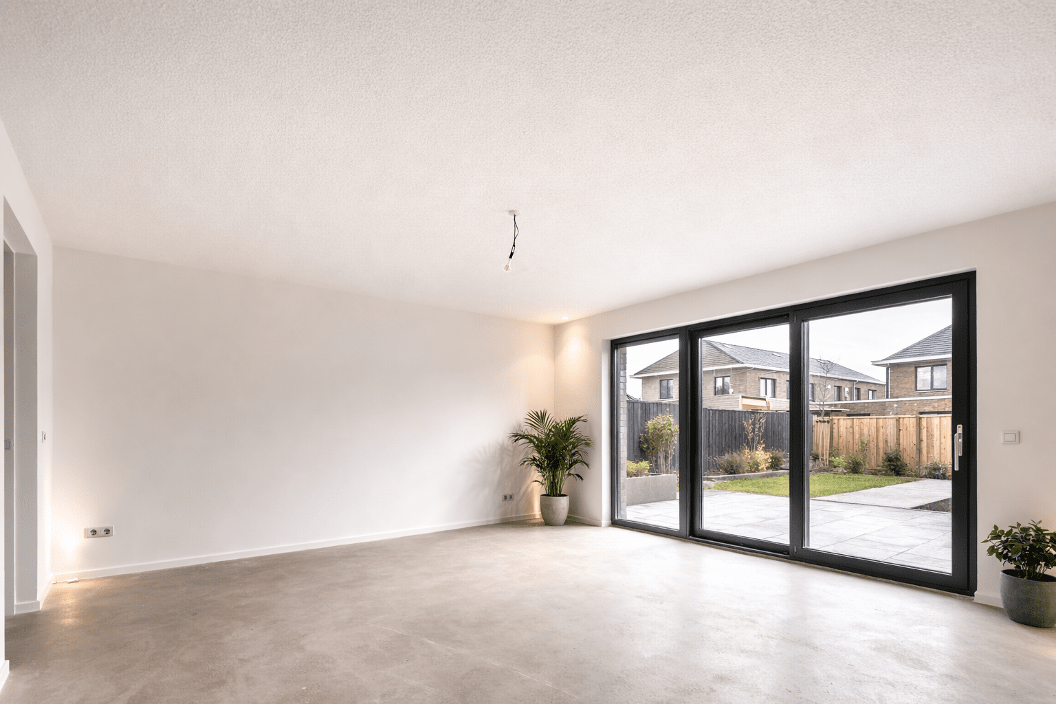 Spack-plafond-woonkamer-leiden-3 - j & e stukadoors noordwijkerhout